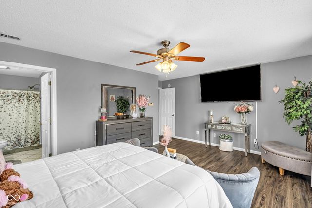 2297 Shadowbrook Drive, Plainfield, IN 46168