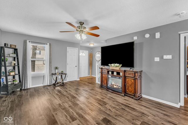 2297 Shadowbrook Drive, Plainfield, IN 46168