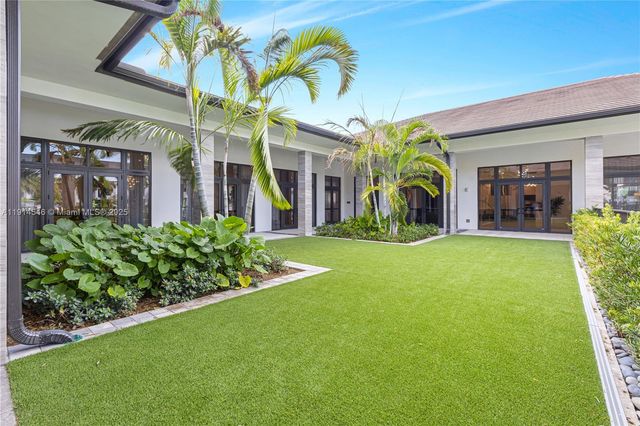 8001 NW 41st St F-303, Doral, FL 33166