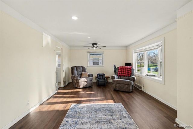 325 Viet Street, Davison, MI 48423