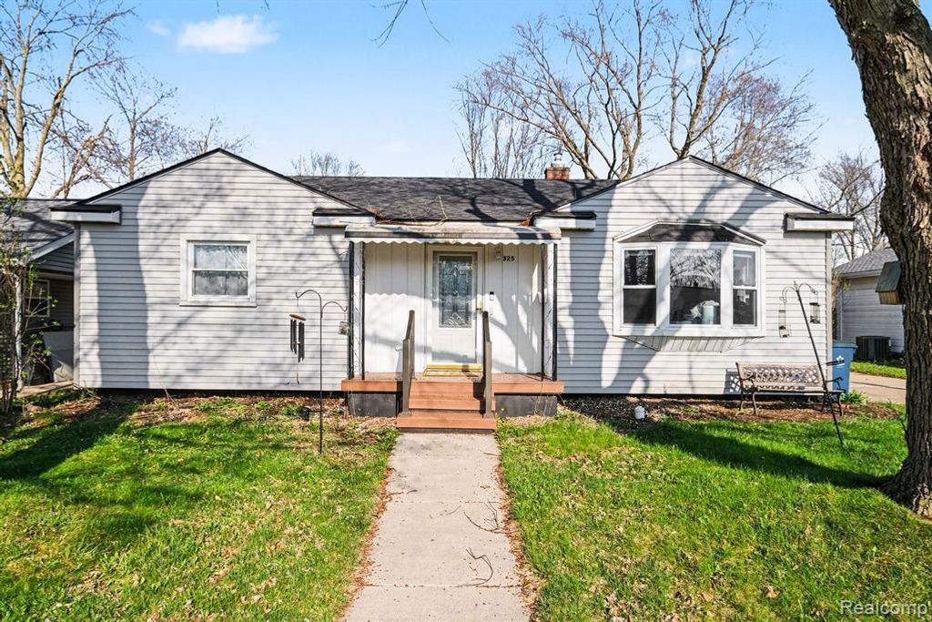 325 Viet Street, Davison, MI 48423