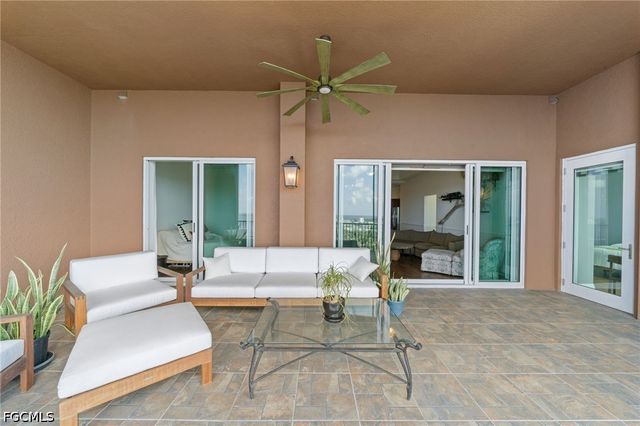2743 1st ST 2703, Fort Myers, FL 33916