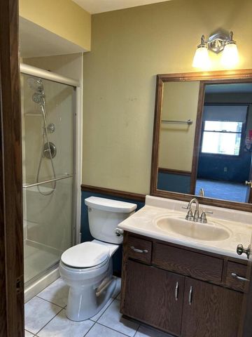 1214 Cherrywood DRIVE, Waukesha, WI 53188
