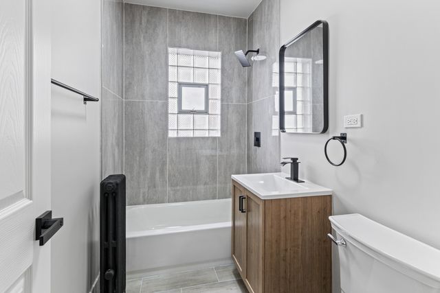 7379 N Damen Avenue K3, Chicago, IL 60645