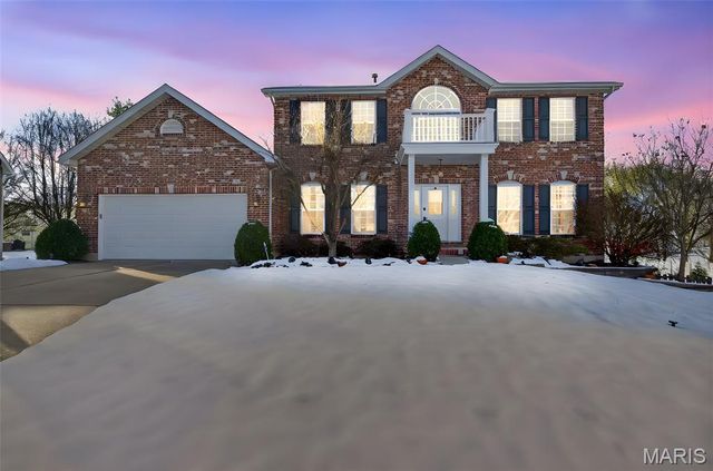 219 Braddock Way, St Peters, MO 63376