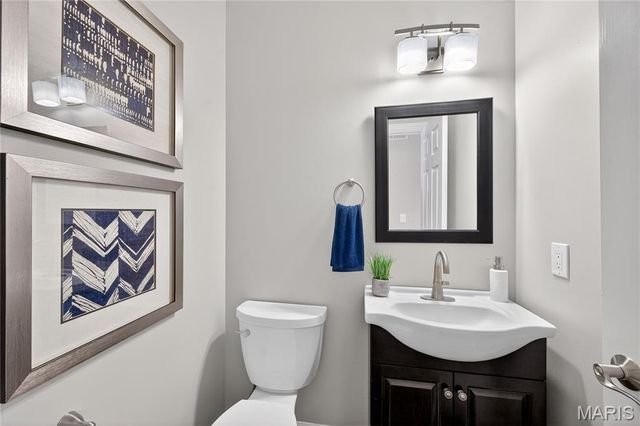 219 Braddock Way, St Peters, MO 63376