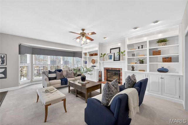 219 Braddock Way, St Peters, MO 63376