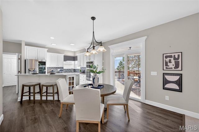 219 Braddock Way, St Peters, MO 63376