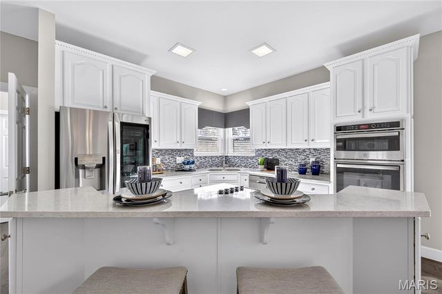 219 Braddock Way, St Peters, MO 63376