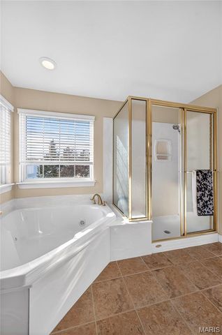 219 Braddock Way, St Peters, MO 63376