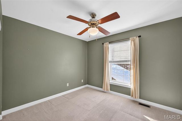 219 Braddock Way, St Peters, MO 63376