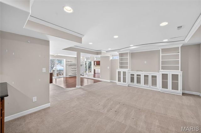 219 Braddock Way, St Peters, MO 63376