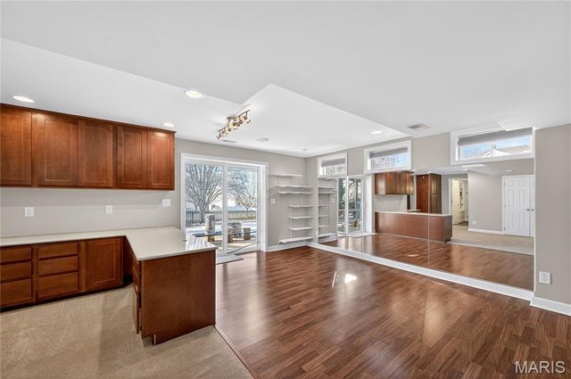 219 Braddock Way, St Peters, MO 63376