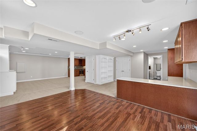 219 Braddock Way, St Peters, MO 63376