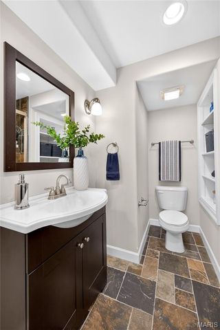 219 Braddock Way, St Peters, MO 63376