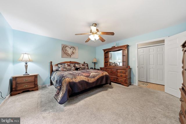 18664 RIVERGATE RD, Keedysville, MD 21756