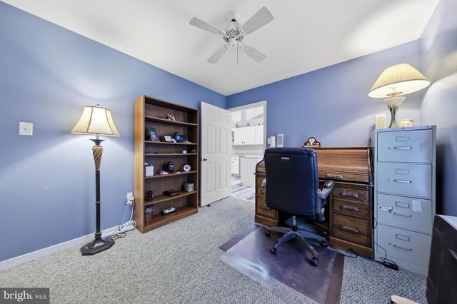 18664 RIVERGATE RD, Keedysville, MD 21756