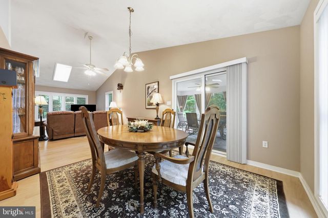18664 RIVERGATE RD, Keedysville, MD 21756