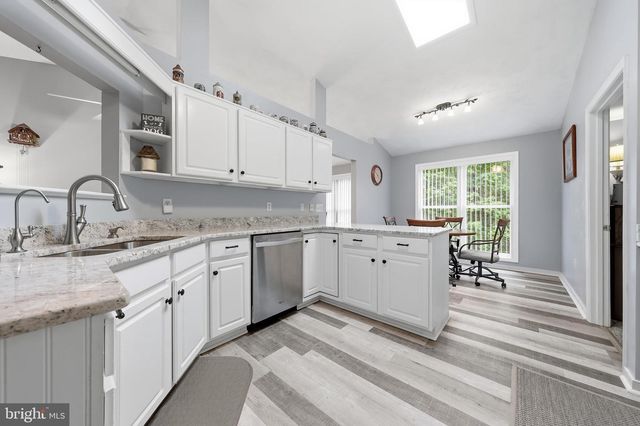 18664 RIVERGATE RD, Keedysville, MD 21756