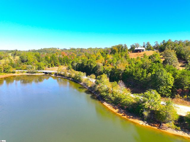 284 River Road, Westminster, SC 29693