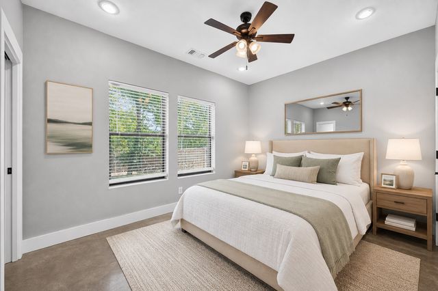 707 E Woodard Street, Denison, TX 75021