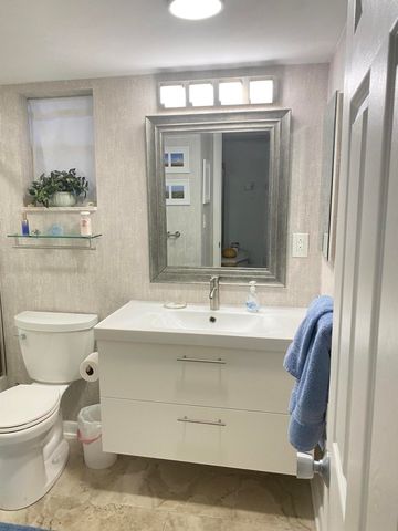 2566 S Garden Dr S S 306, Lake Worth, FL 33461