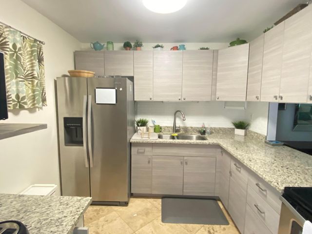 2566 S Garden Dr S S 306, Lake Worth, FL 33461