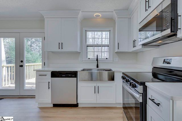 111 Oak Park Drive, Mauldin, SC 29662