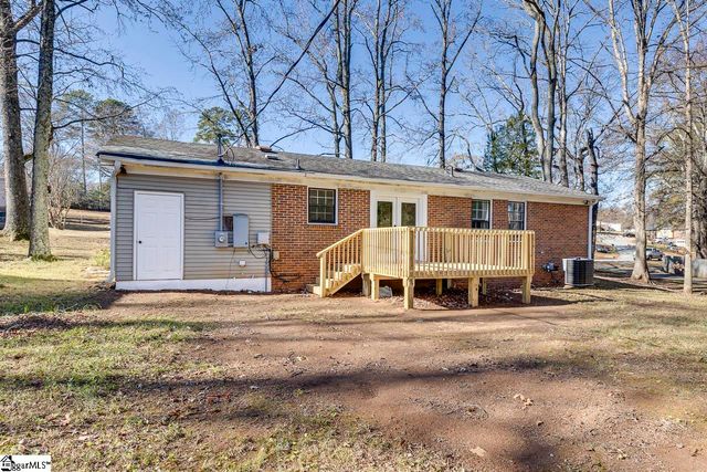 111 Oak Park Drive, Mauldin, SC 29662