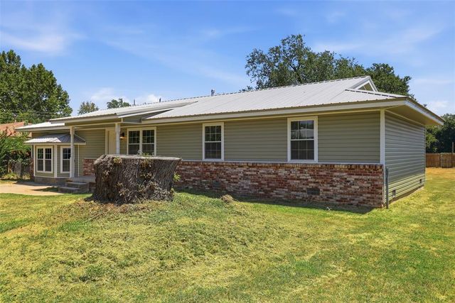 3244 Cox Street, Choctaw, OK 73020