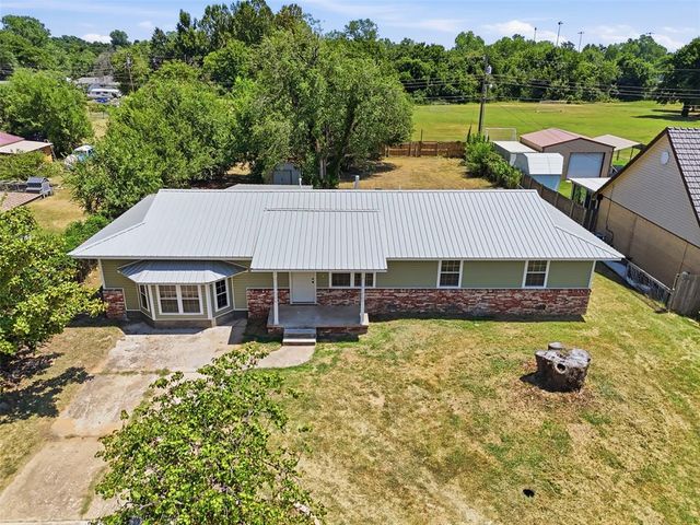 3244 Cox Street, Choctaw, OK 73020