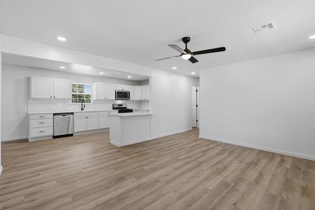 3244 Cox Street, Choctaw, OK 73020