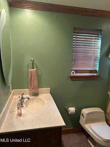 4155 Tux River Circle, D'iberville, MS 39540