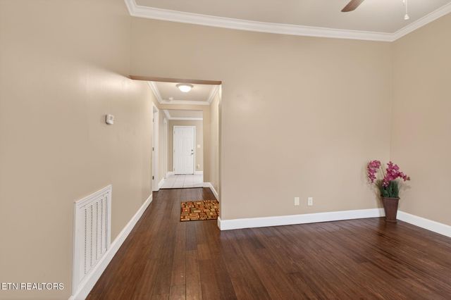 1337 Brookside Ave, Knoxville, TN 37921