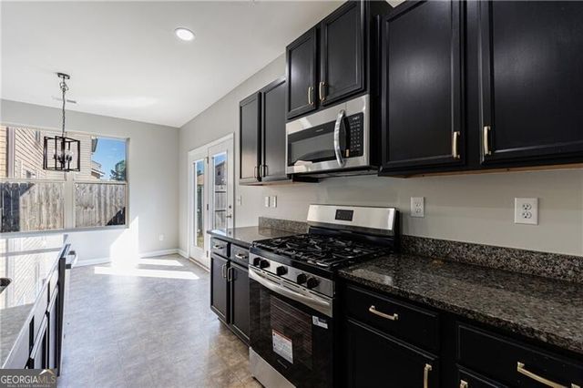 6535 Woodwell Drive, Union City, GA 30291