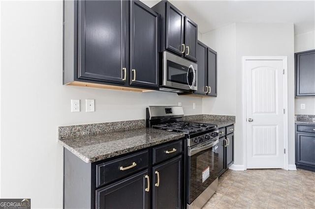 6535 Woodwell Drive, Union City, GA 30291