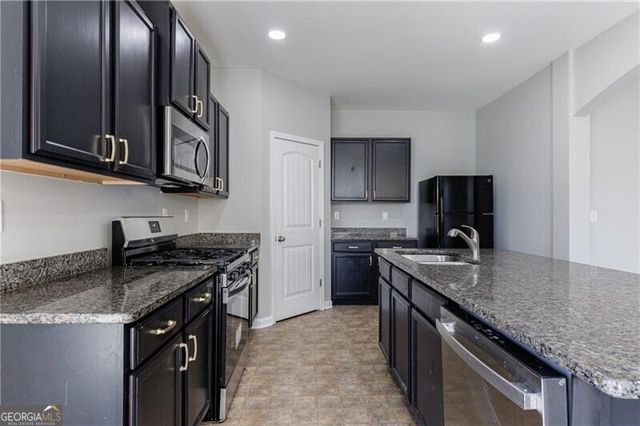 6535 Woodwell Drive, Union City, GA 30291