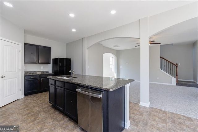 6535 Woodwell Drive, Union City, GA 30291