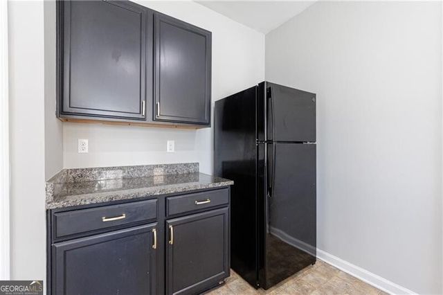 6535 Woodwell Drive, Union City, GA 30291