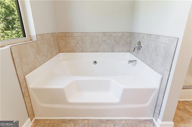 6535 Woodwell Drive, Union City, GA 30291
