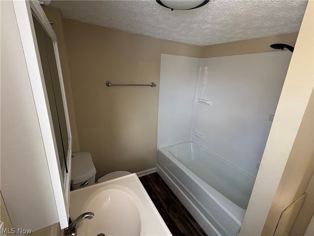 413 Stanton Avenue, Akron, OH 44301