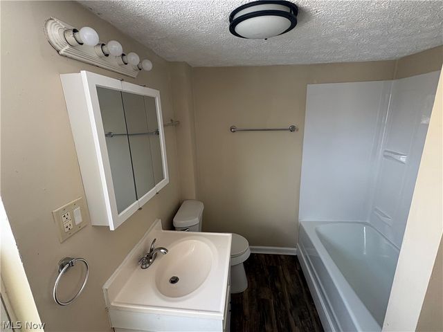 413 Stanton Avenue, Akron, OH 44301