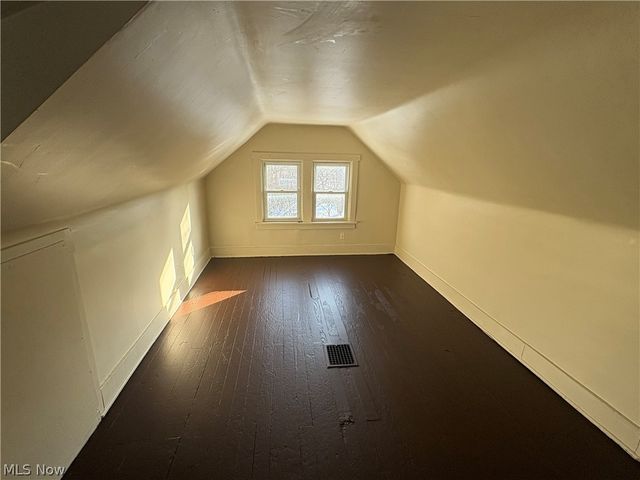 413 Stanton Avenue, Akron, OH 44301