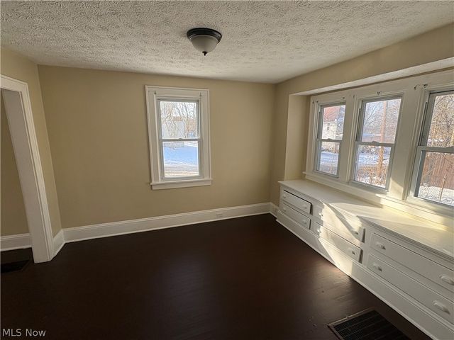 413 Stanton Avenue, Akron, OH 44301