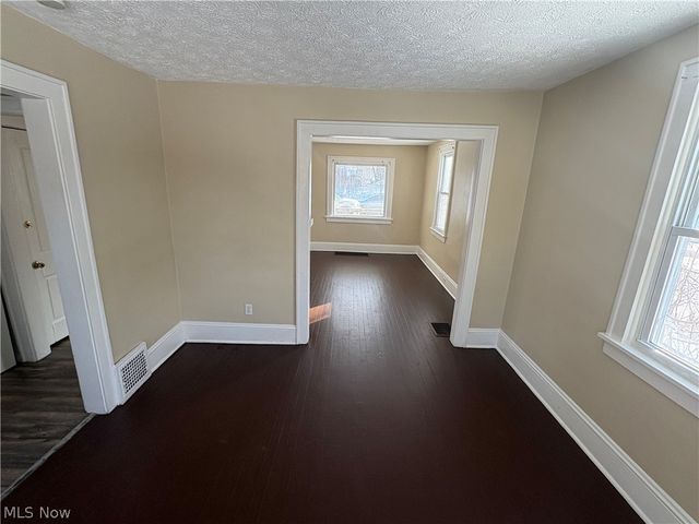 413 Stanton Avenue, Akron, OH 44301