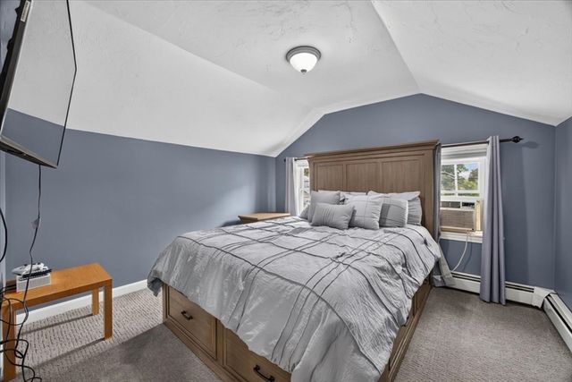 21 Willow St, Brockton, MA 02301
