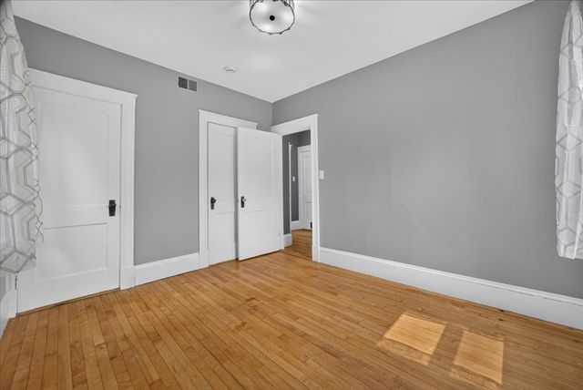 21 Willow St, Brockton, MA 02301