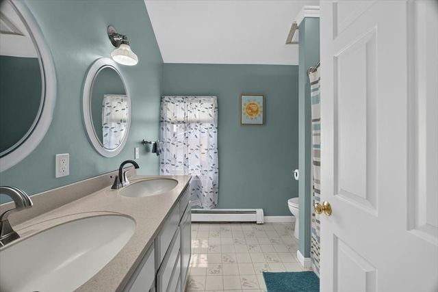 21 Willow St, Brockton, MA 02301