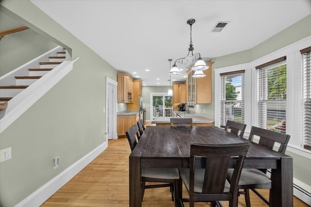21 Willow St, Brockton, MA 02301