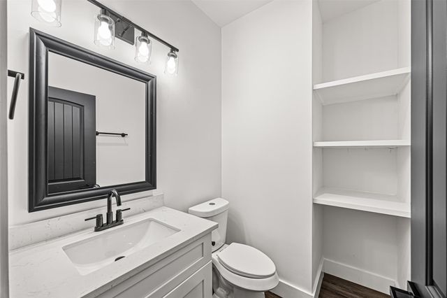 2111 Chapman Street, Houston, TX 77009
